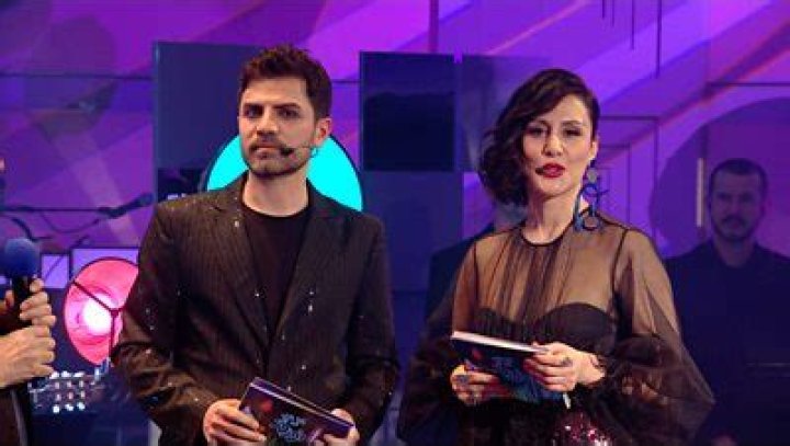 Unveiling The Age Of Persian Pop Icon: Shahram Shabpareh