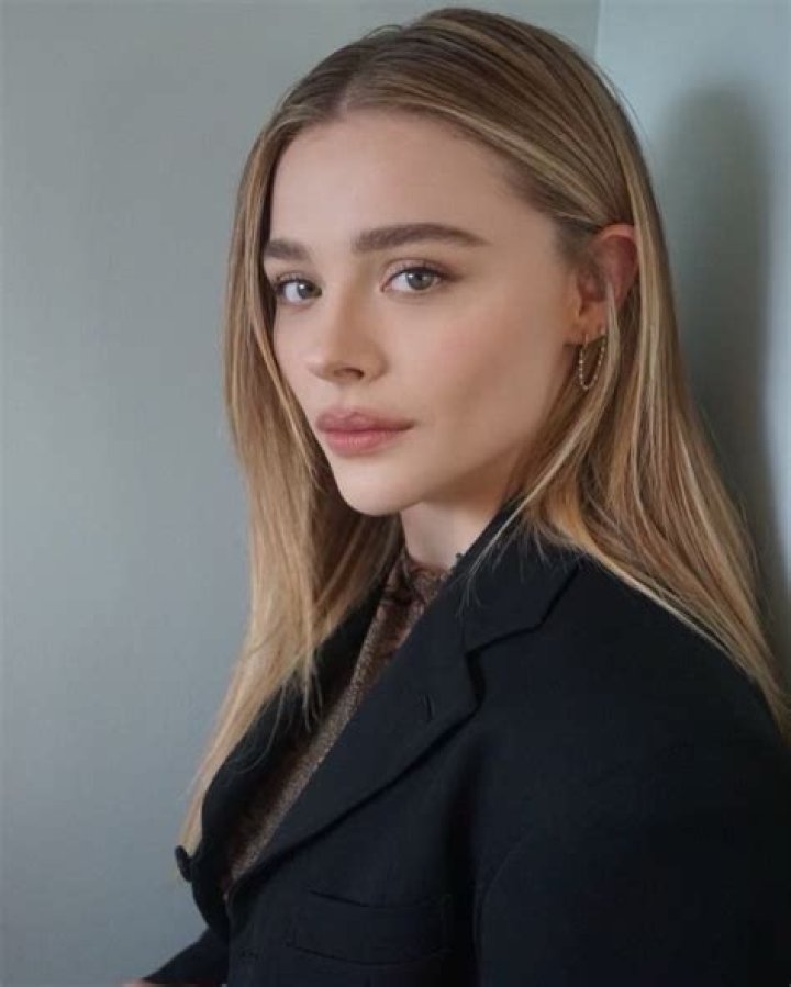 Unveiling The Secrets Of Chloe Grace Moretz's Net Worth
